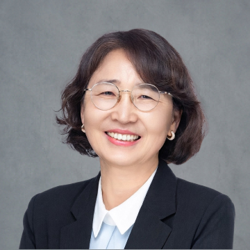 김윤희교수.jpg